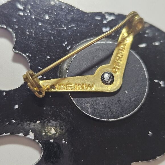 **Sale** Vintage Whimsical Plastic Fish Brooch Marked MADE IN W GERMANY - Picture 4 of 10